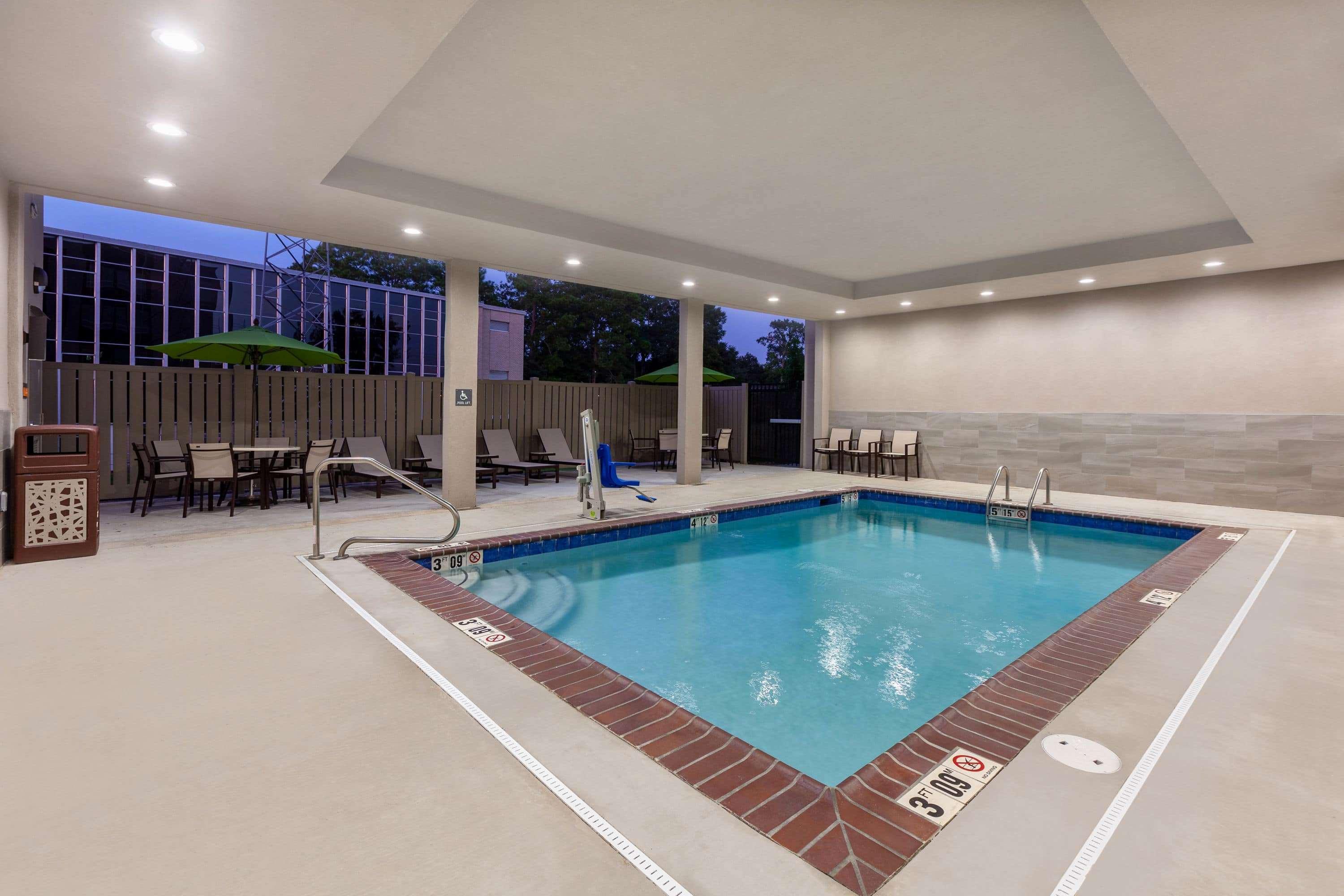 La Quinta Inn & Suites By Wyndham Lafayette Oil Center מראה חיצוני תמונה